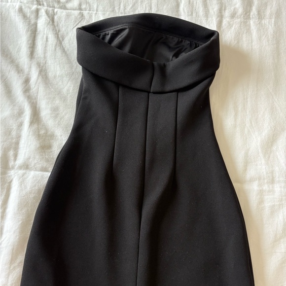 Aritzia Eyecatcher Dress - Picture 2 of 8
